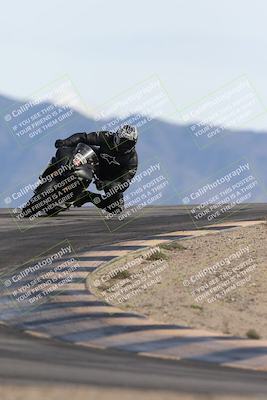 media/Nov-16-2025-Race Pace (Sun) [[8c5fa54630]]/Verified Riders/8-Turn 12 (120pm)/